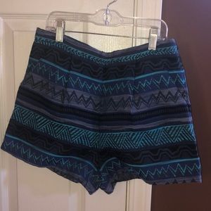 Patterned shorts